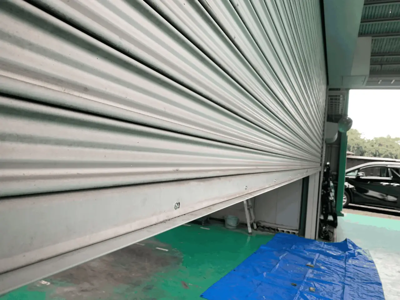 電動シャッター座板交換施工前