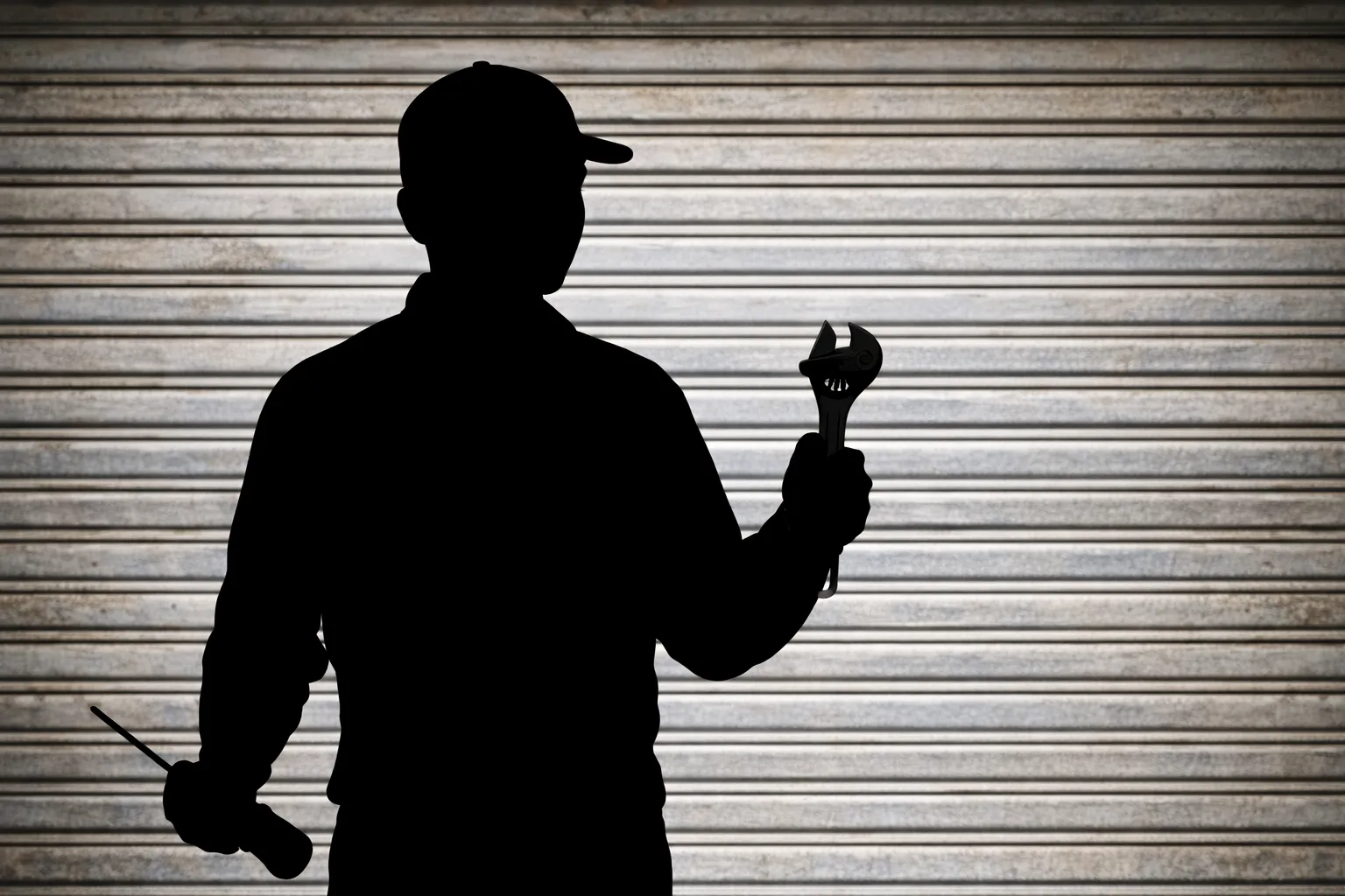 点検作業中のスタッフ写真