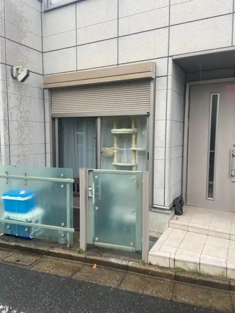手動窓シャッターの電動化工事施工前